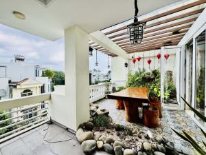 Bán nhà Bình Tân - Biệt thự Khu Tên Lửa - Giá chỉ nhỉnh 29 tỷ